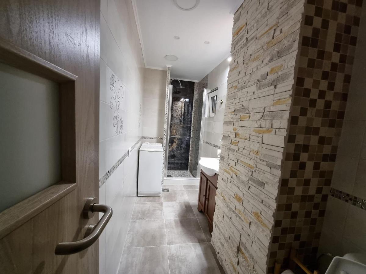 Deluxe Cosy 2 * Bucureşti